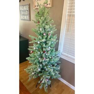 National Tree Company Christmas Tree with Easy Set Up Hinged Branches, 6ft x 34”